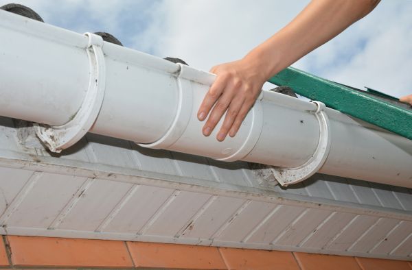 Gutter Reattachment in Granville